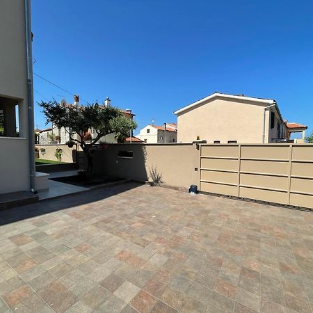 House Runa Porec Luaran gambar