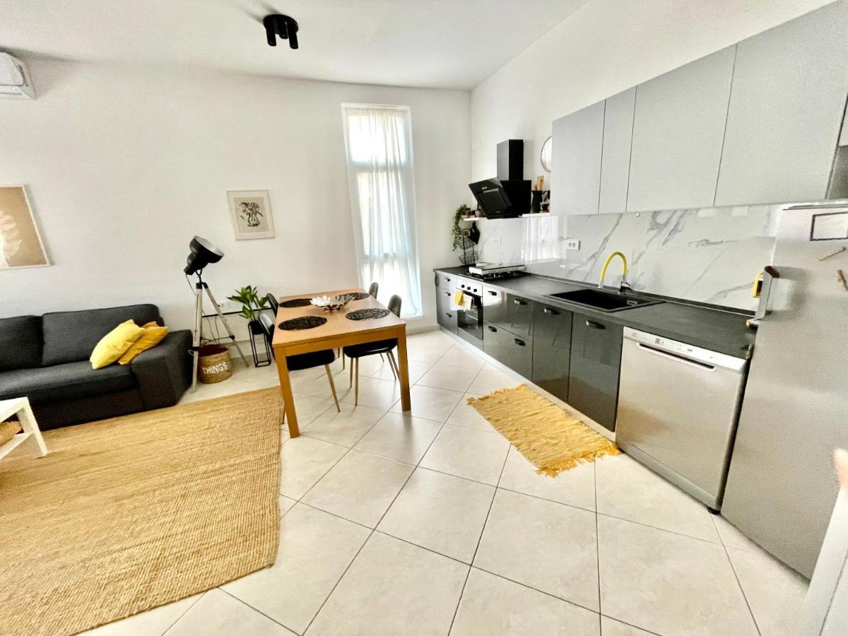 House Runa Porec Luaran gambar